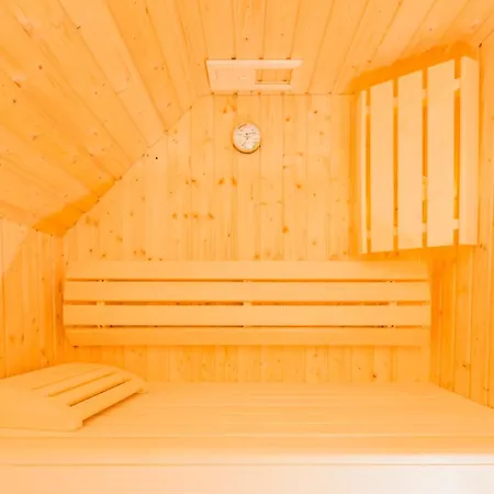 Ostsee - Reetdachhaus Nr 12 