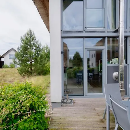 Ostsee - Reetdachhaus Nr 12 