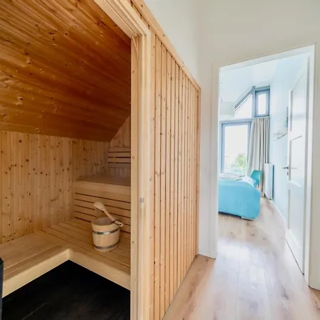 Ostsee - Reetdachhaus Nr 12 